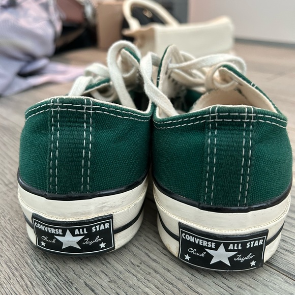 UNISEX Dark Green Low Chuck Taylor Converse - Picture 2 of 5